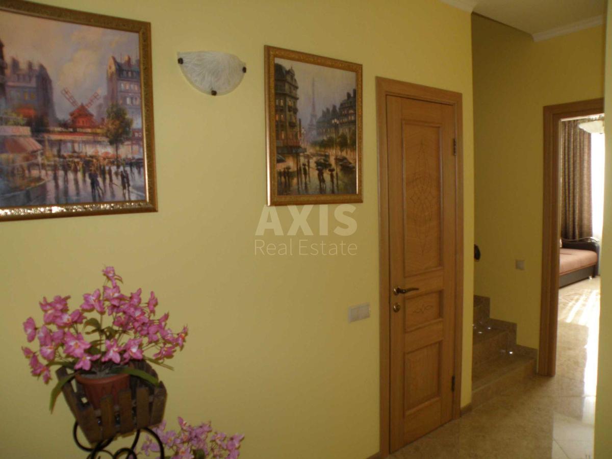 4k apartment pr-t Lobanovs'kogo 4Ж13