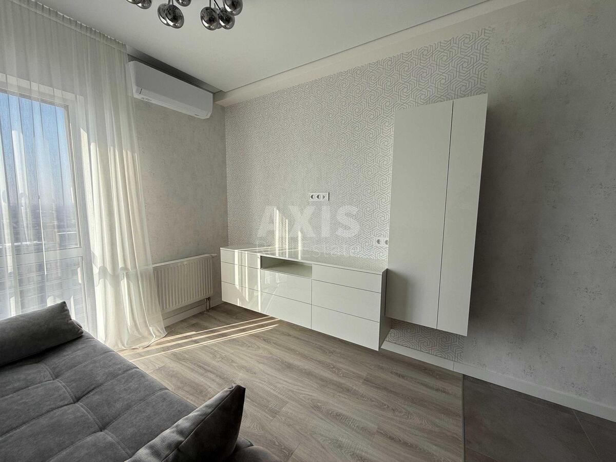 2к квартира ул. Михаила Максимовича 242