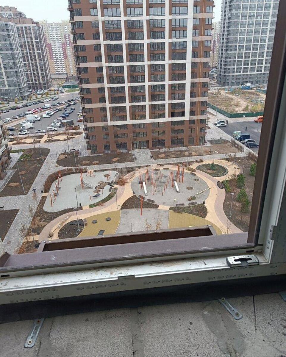 1k apartment vul. Rodyny Kristeriv 160
