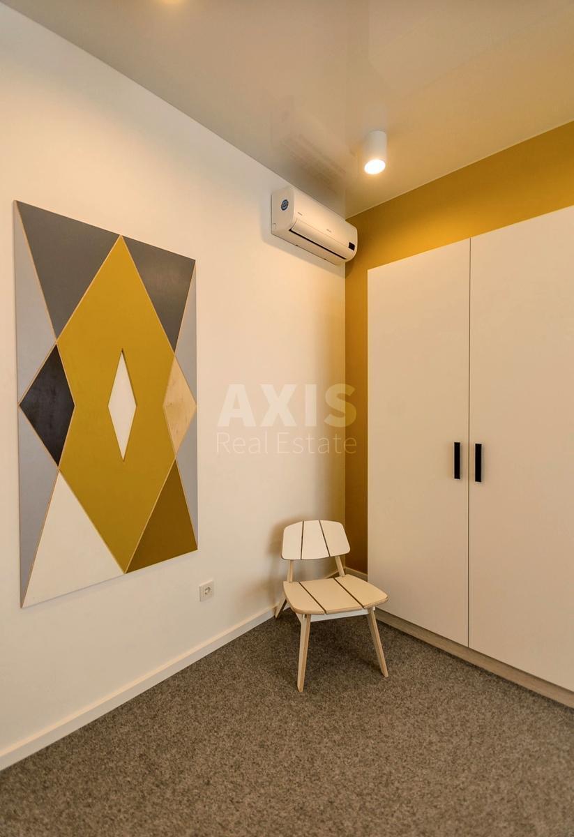 2k apartment uzv. Klovs'kyj 7615516