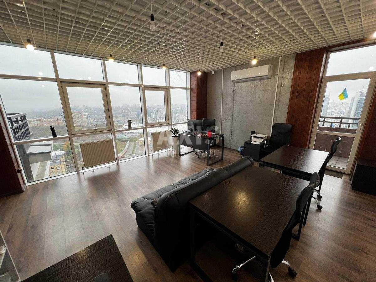 Office bul. Lesi Ukrai'nky 7А, 67m2476205