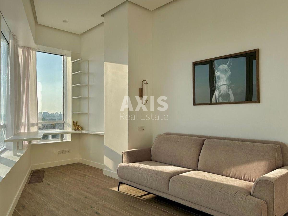 4k apartment vul. Vasyl'kivs'ka 11