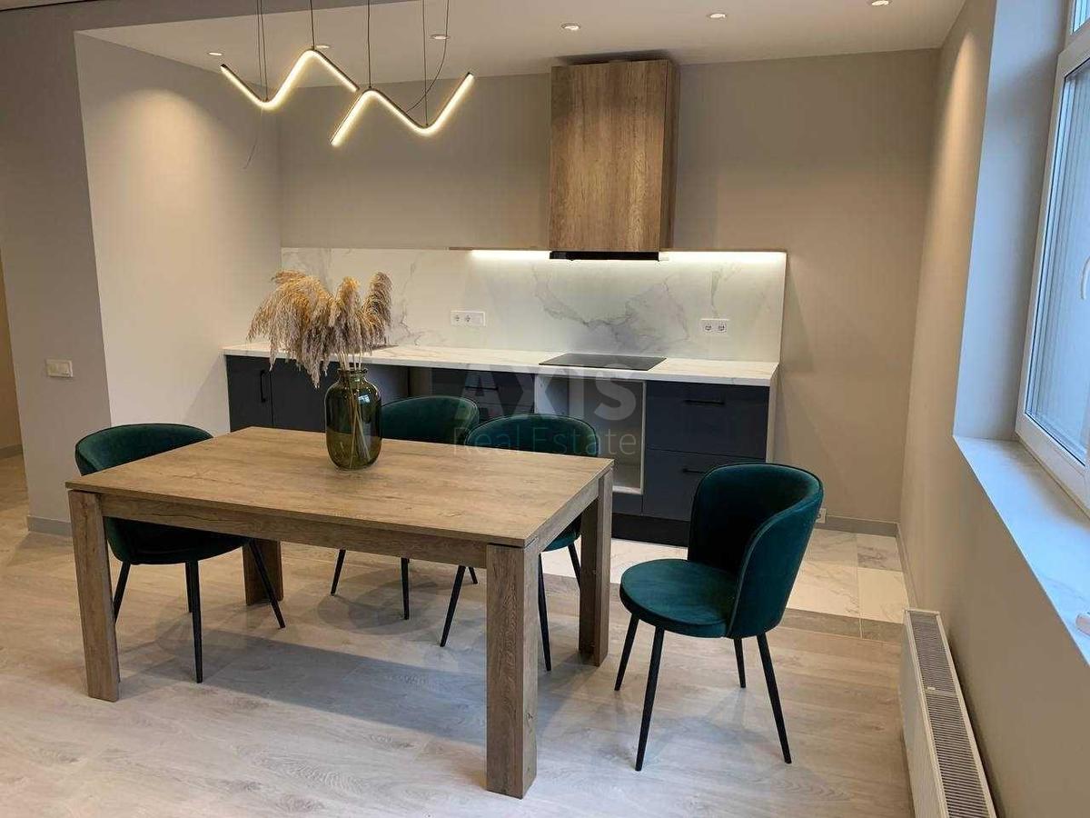 2k apartment vul. Rodyny Kristeriv 202