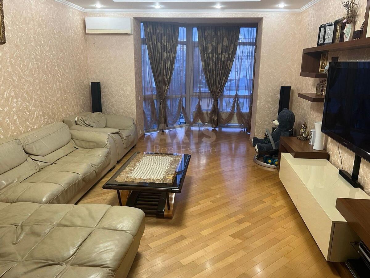 3к квартира ул. Конева Маршала 7А