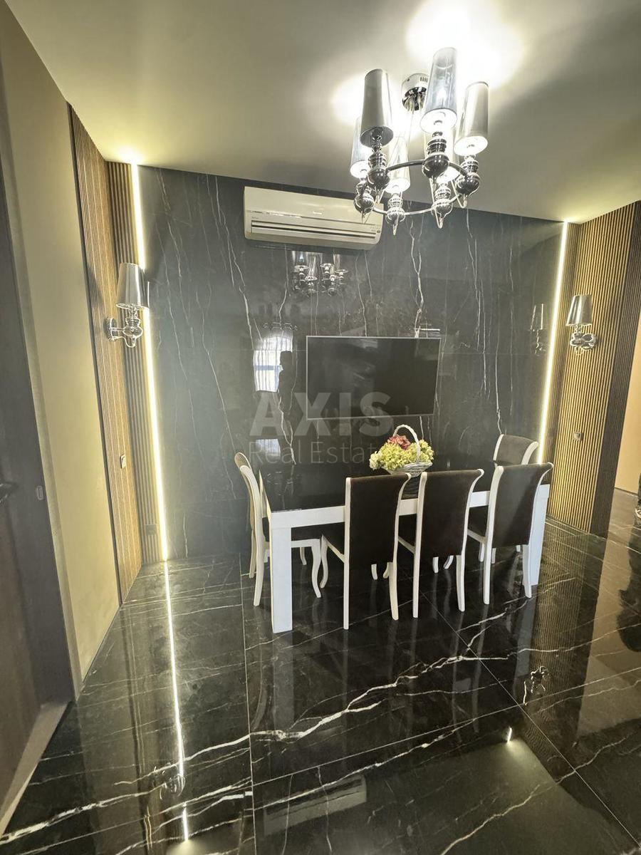 3k apartment vul. Zlatoustivs'ka 504