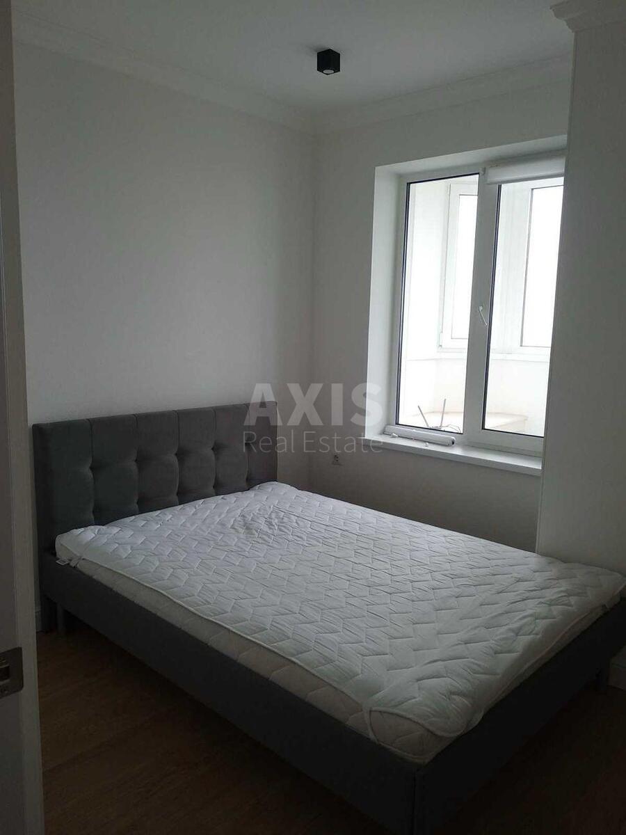 1k apartment vul. Zahidna 103
