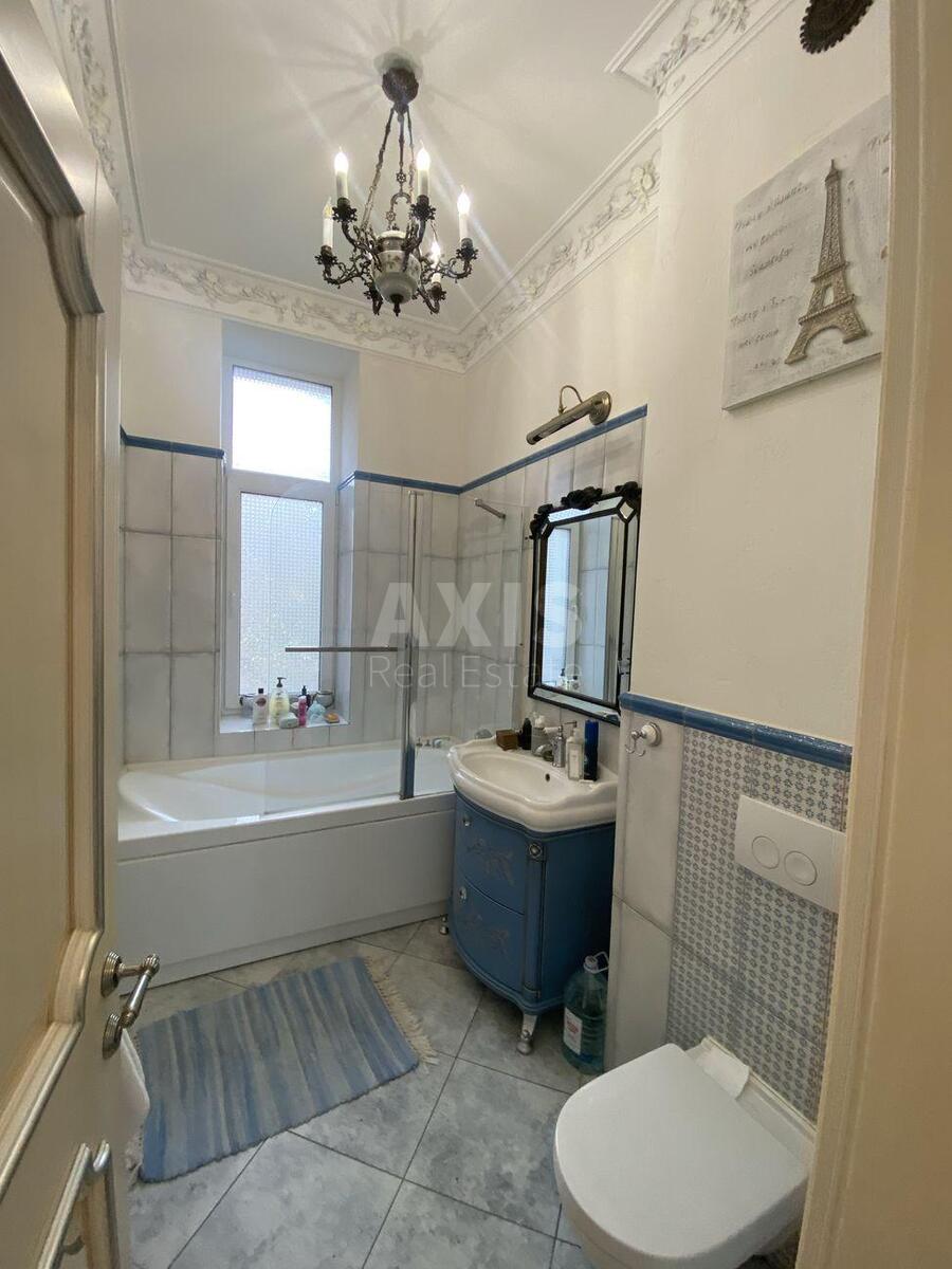 4k apartment vul. Shovkovychna 108