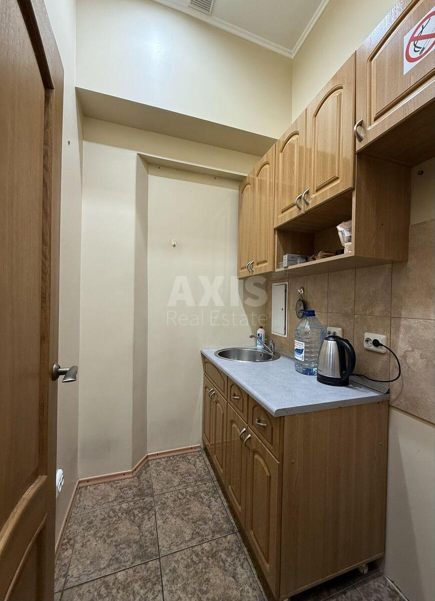Office vul. Esplanadna 2, 86m27
