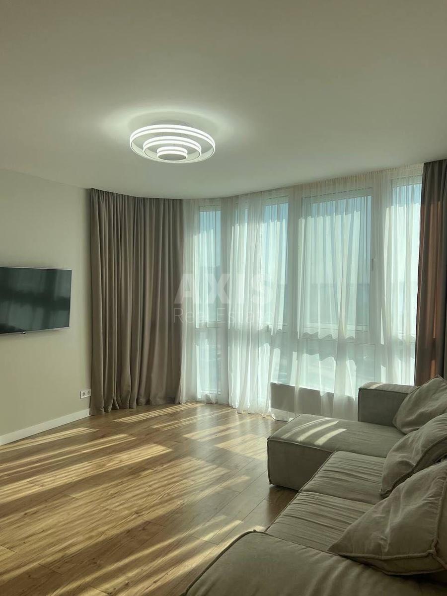 3k apartment nab. Dniprovs'ka 157