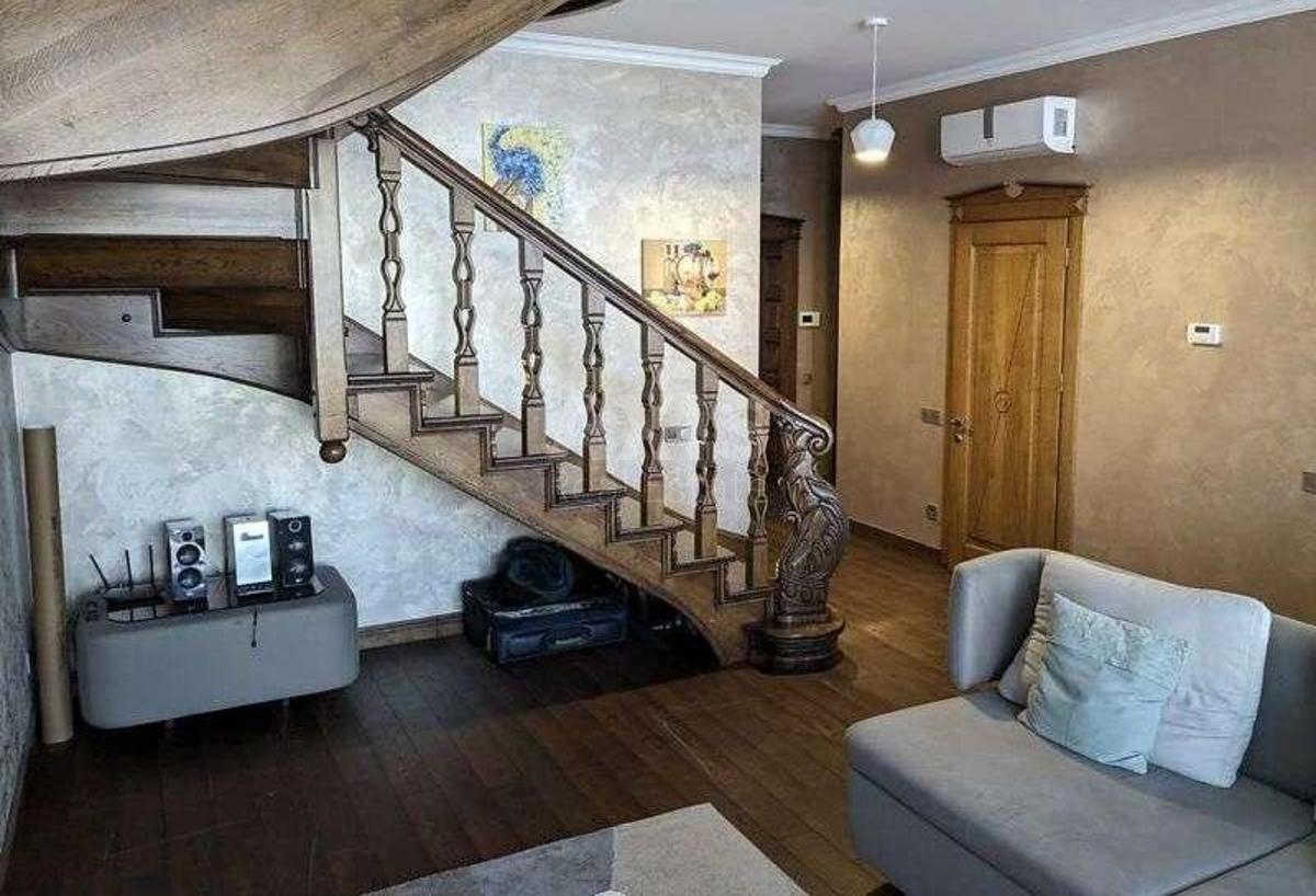 4k apartment vul. Akademika Jefremova 8А0