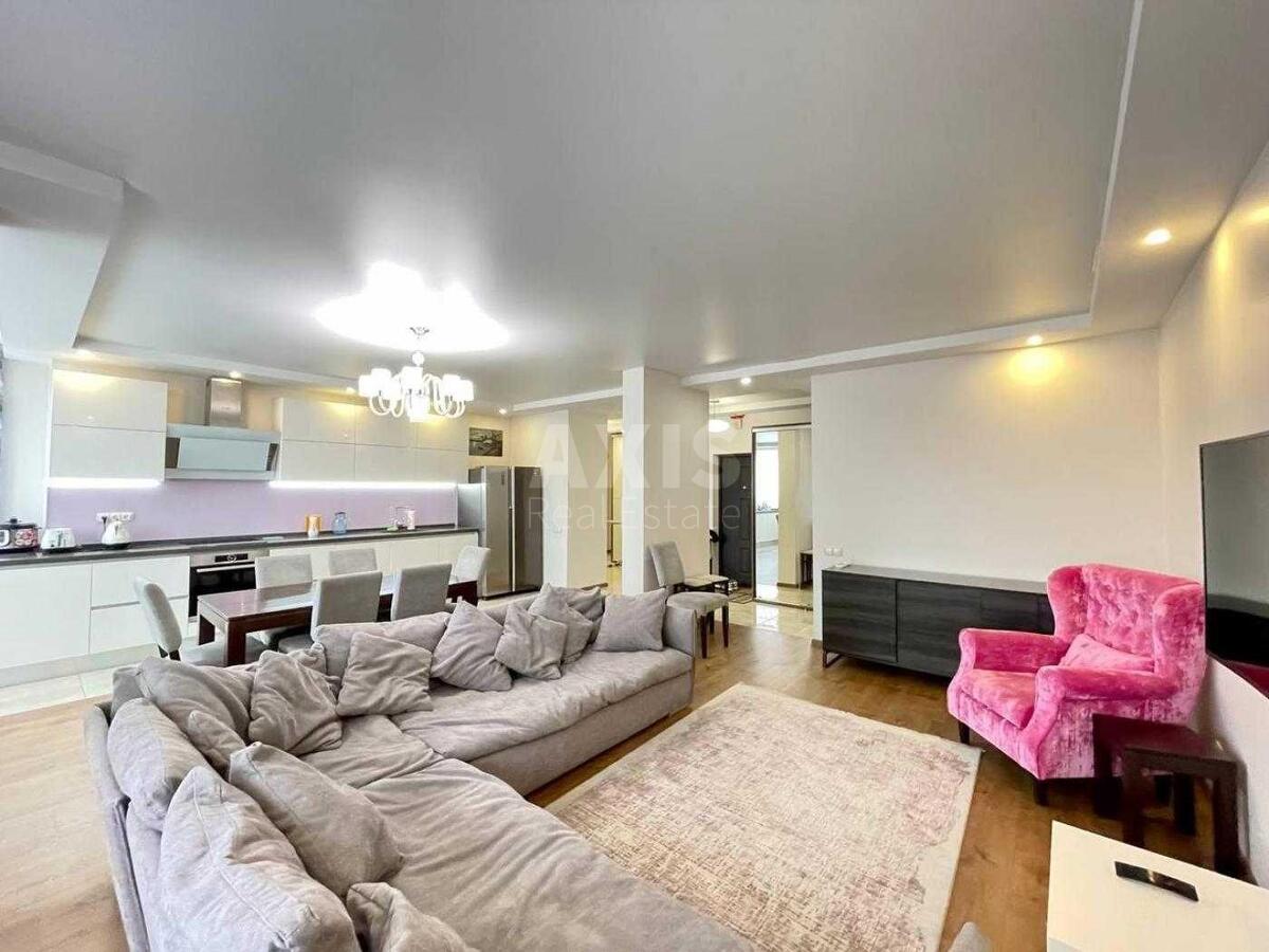 2k apartment vul. Golosii'vs'ka 13Б3