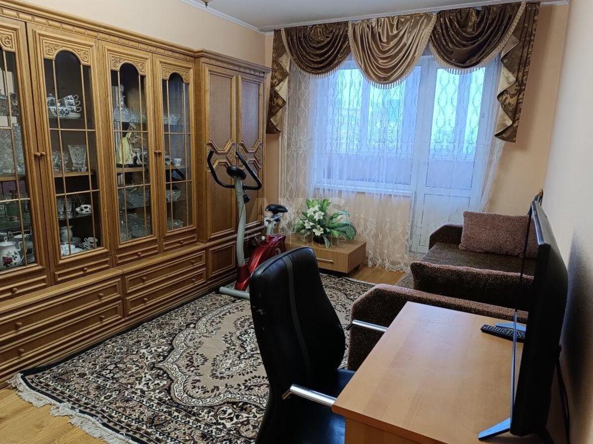 3к квартира пр-т Глушкова Академика 452