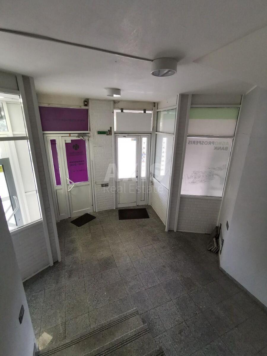Trade object vul. Moskovs'ka 46/2, 100m23