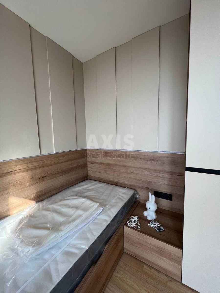 3k apartment nab. Dniprovs'ka 18627536