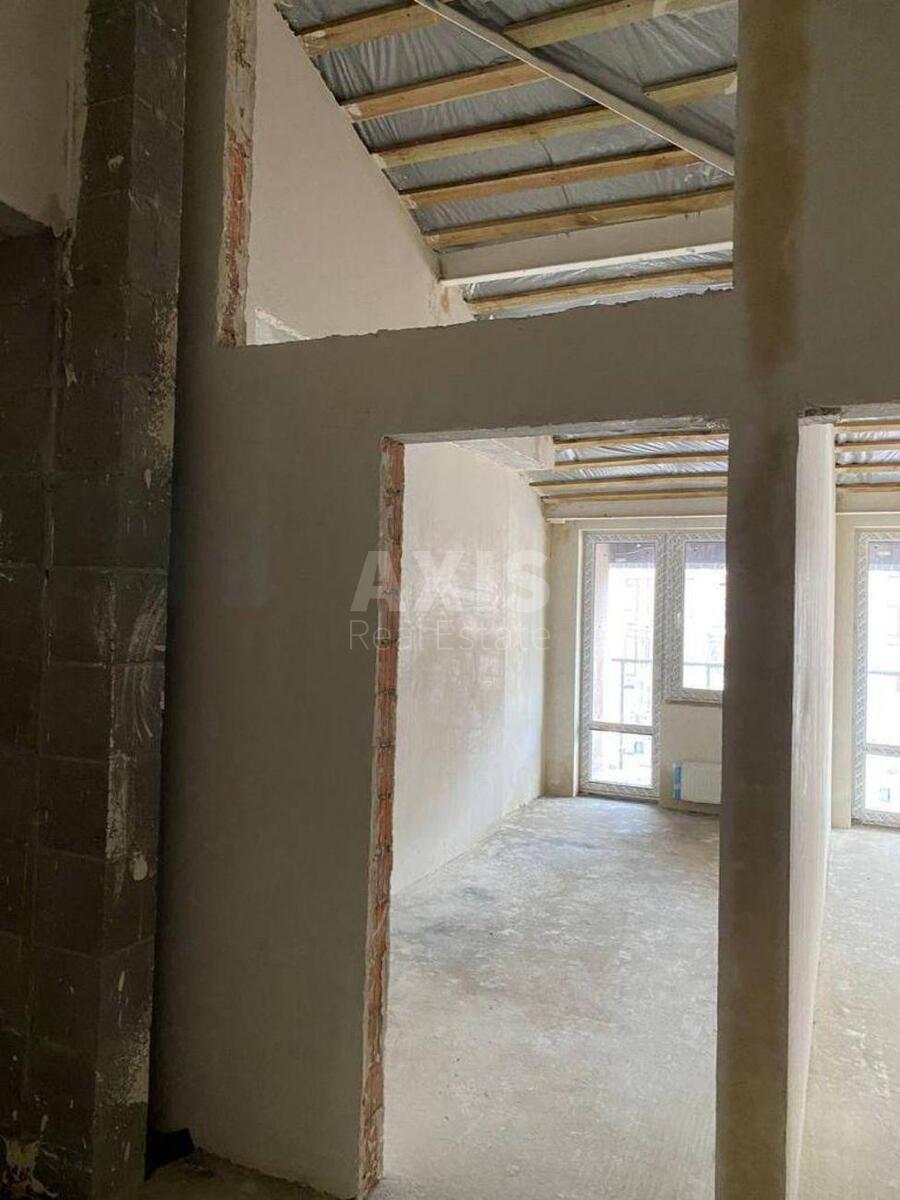 3k apartment vul. Glybochyc'ka 132