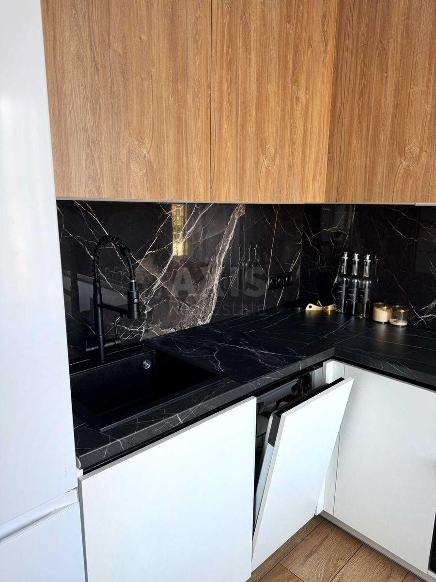 3к квартира пр-т Голосеевский 126К589450