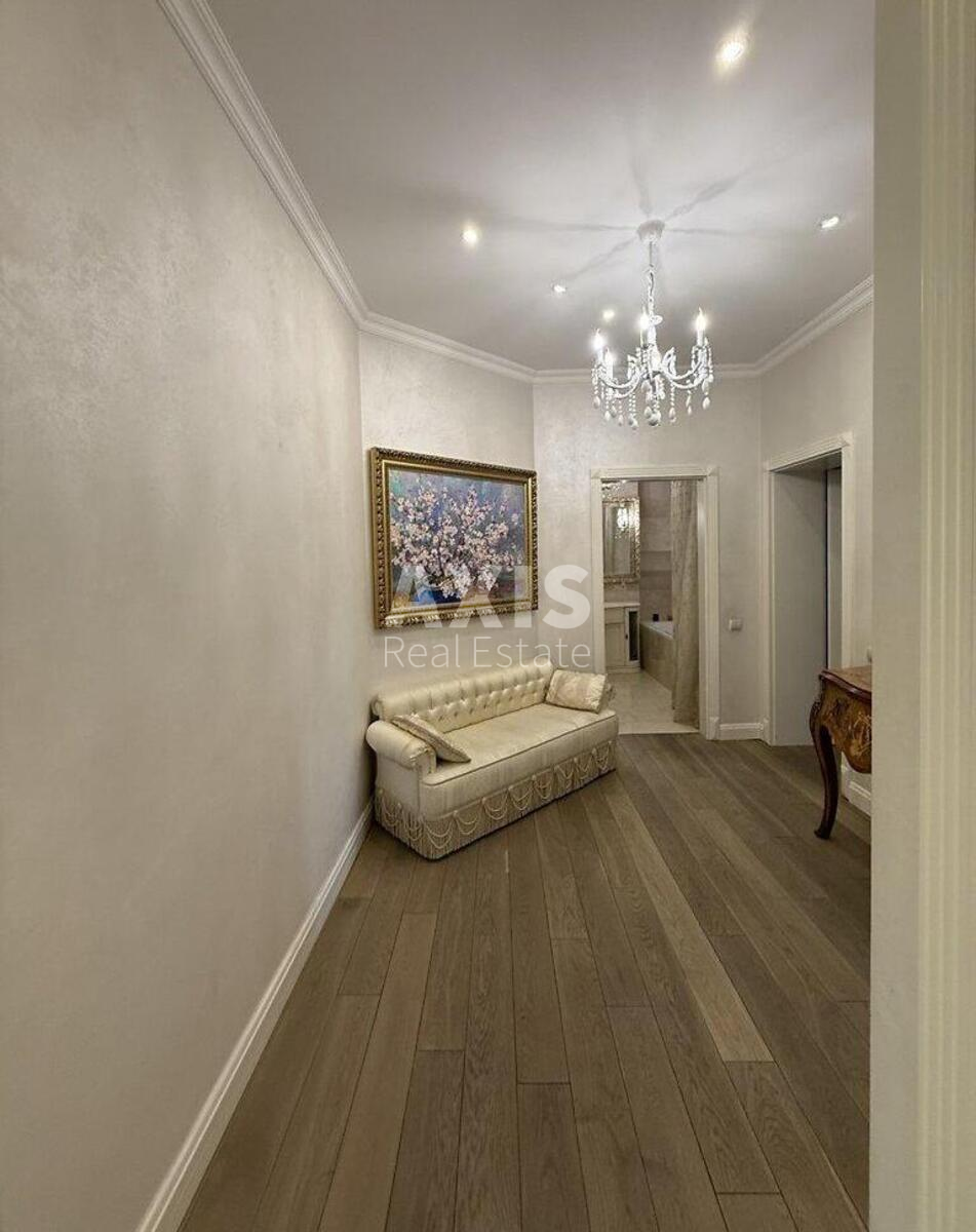3k apartment vul. Barbjusa Anri 37/16