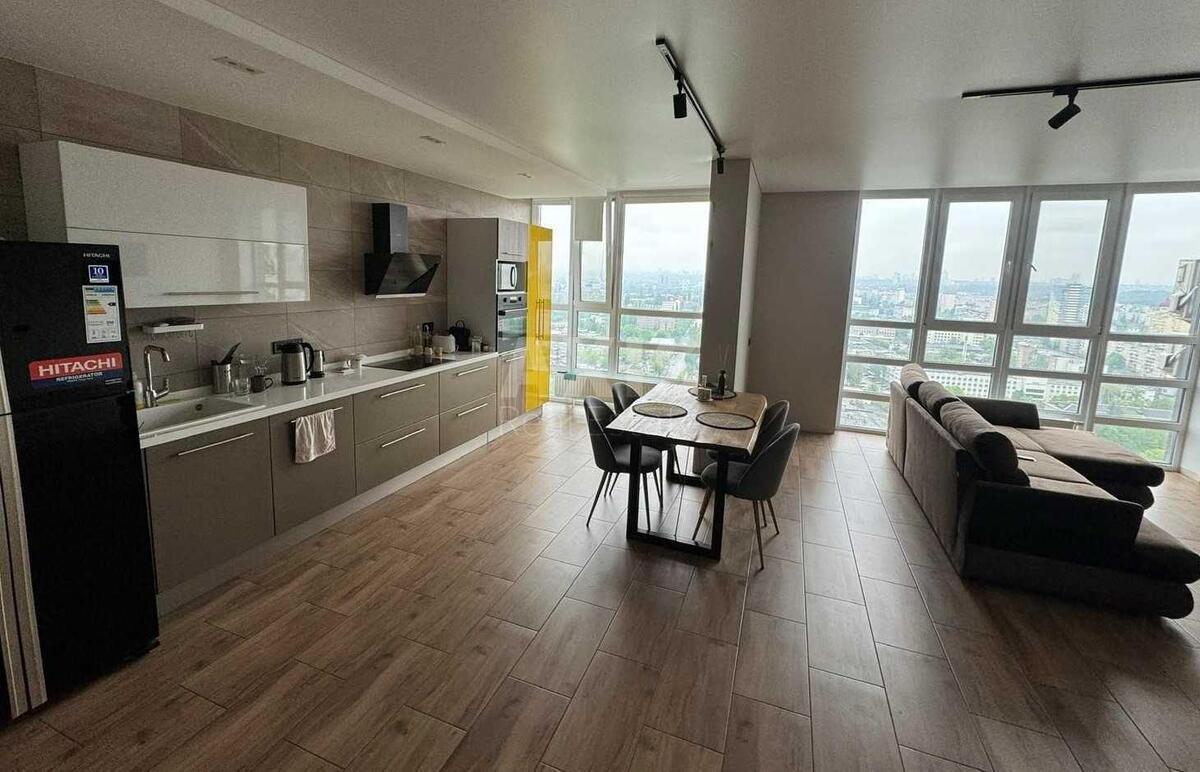 3k apartment vul. Berezhans'ka 1563390