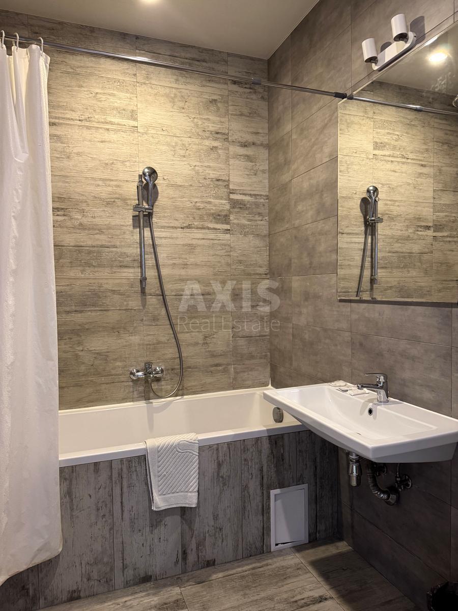 1к квартира спуск Кловский 7615529