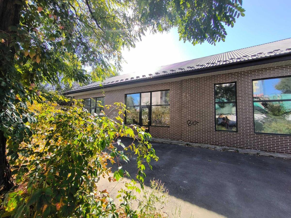 Service object vul. Malyshka Andrija 31, 1700m2605402