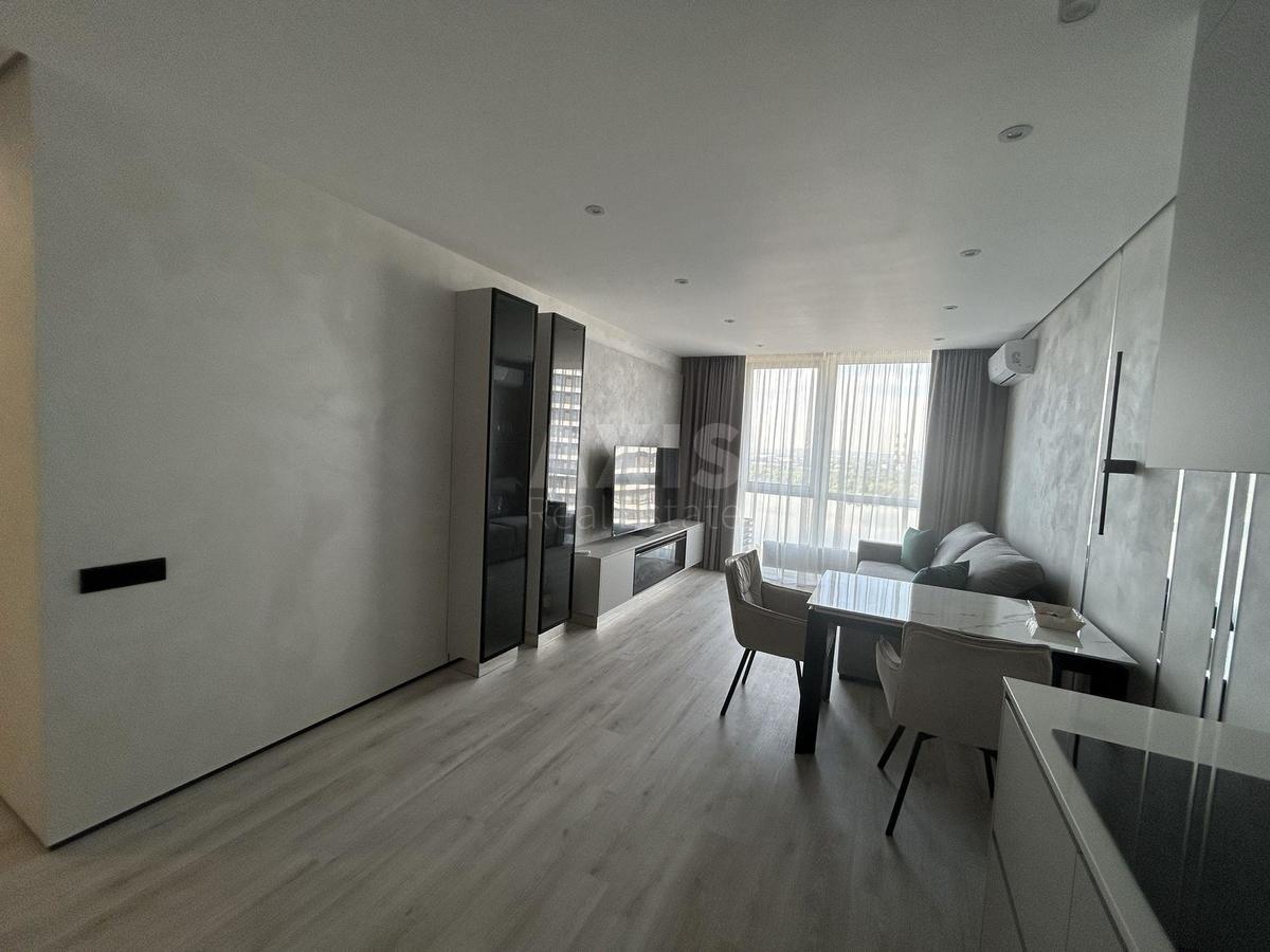 2k apartment nab. Dniprovs'ka 157