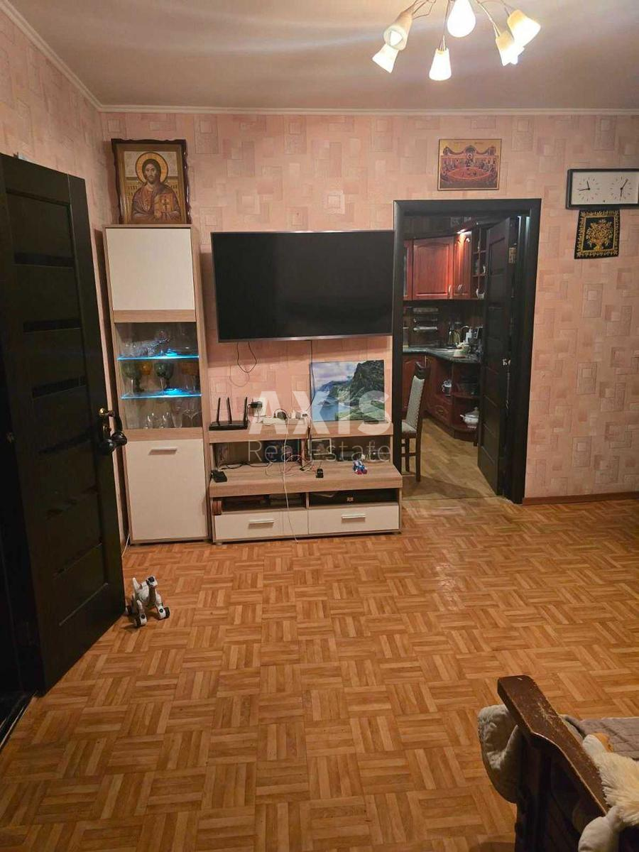 3к квартира ул. Драгоманова 15
