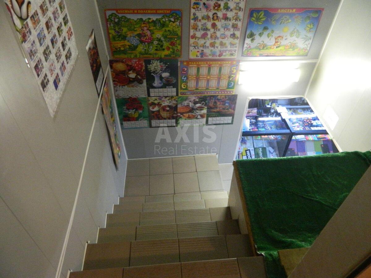 Office vul. Krasnova Mykoly 12А, 130m20