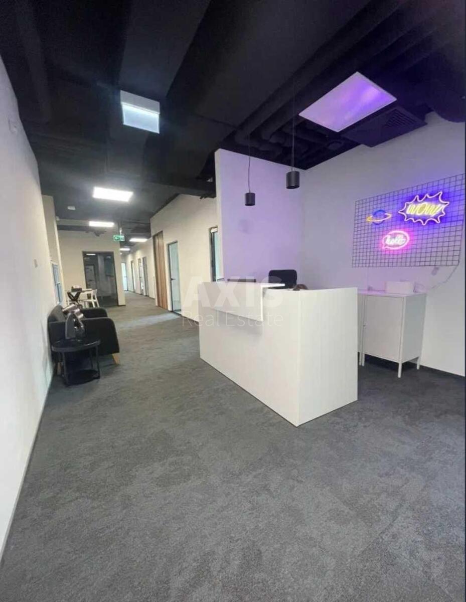 Office vul. Malevycha Kazymyra 31, 447m2567012