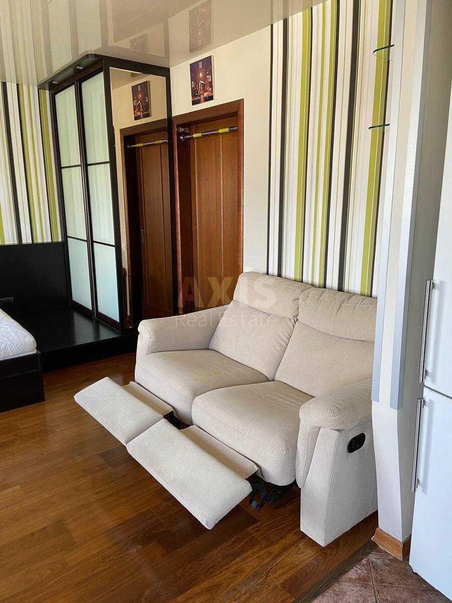 2k apartment vul. Malynovs'kogo Marshala 259