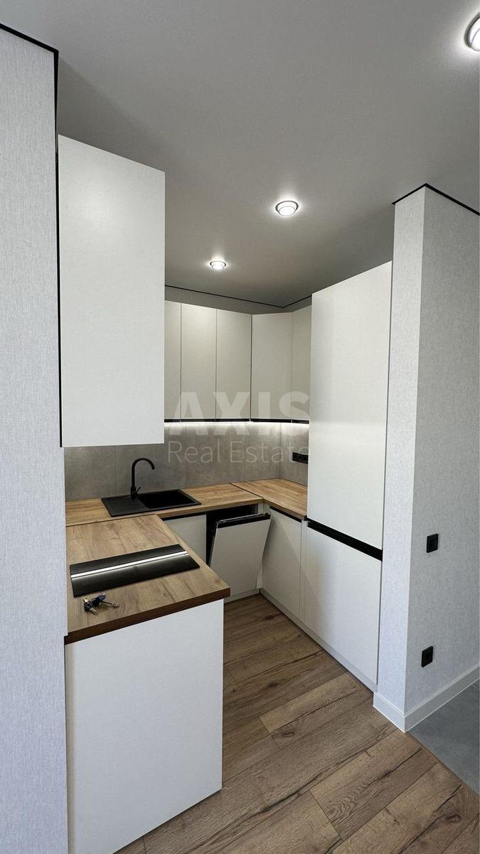 1k apartment vul. Rodyny Kristeriv 200