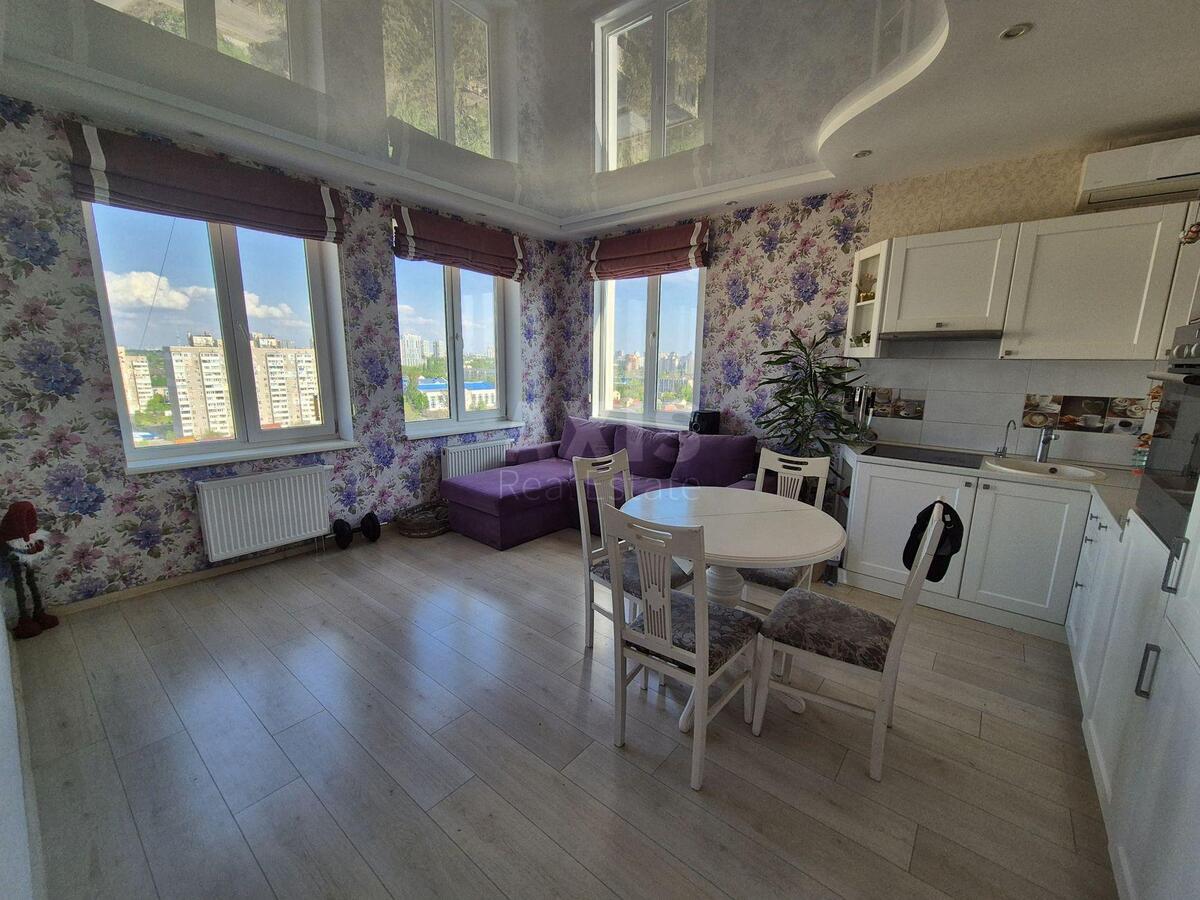 2k apartment vul. Klavdii'vs'ka 40
