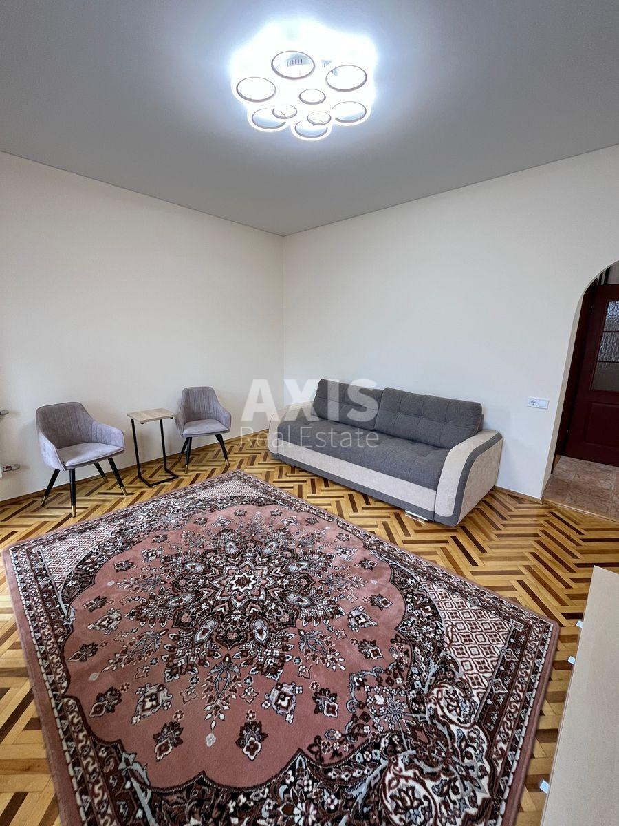 3k apartment vul. Kondratjuka Jurija 18А579062