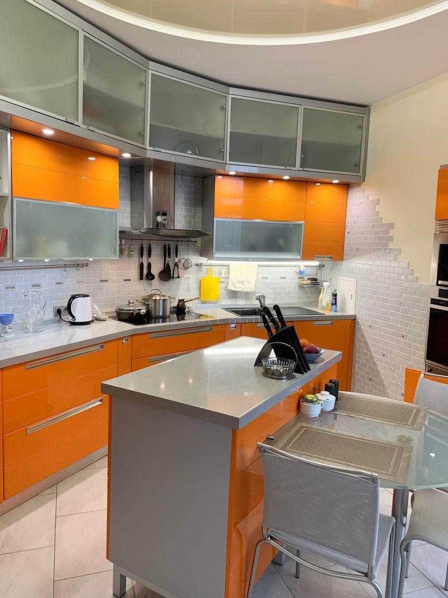 6k apartment vul. Volodymyrs'ka 79583020