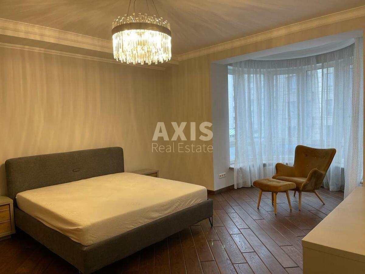 4k apartment vul. Instytuts'ka 18а10
