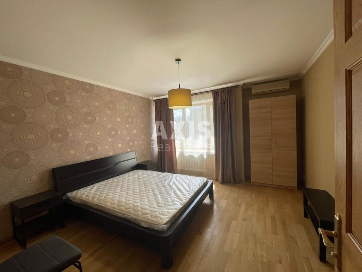 3к квартира ул. Антоновича 915