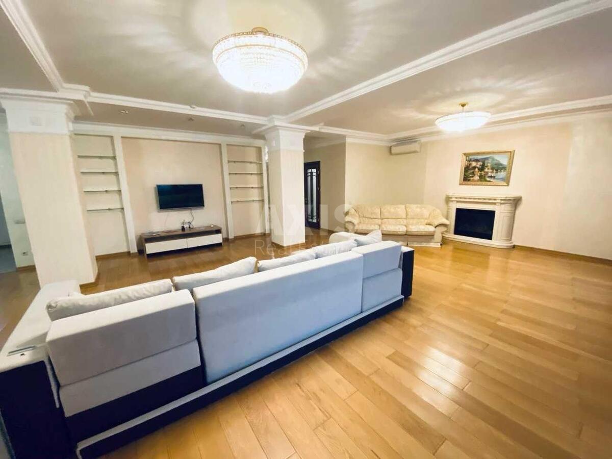 4к квартира бул. Шевченко Тараса 27Б621424