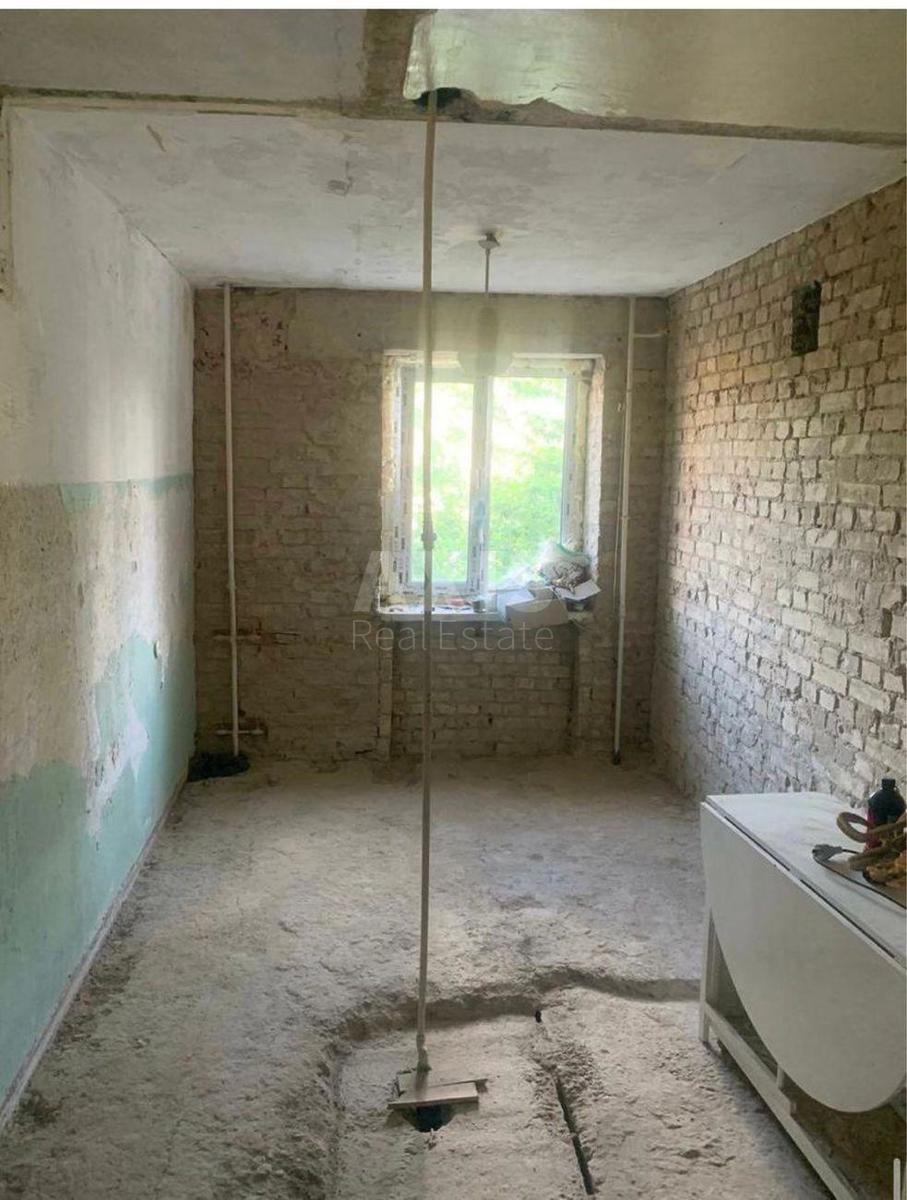 2k apartment vul. Yulia Zdanovska 5/1
