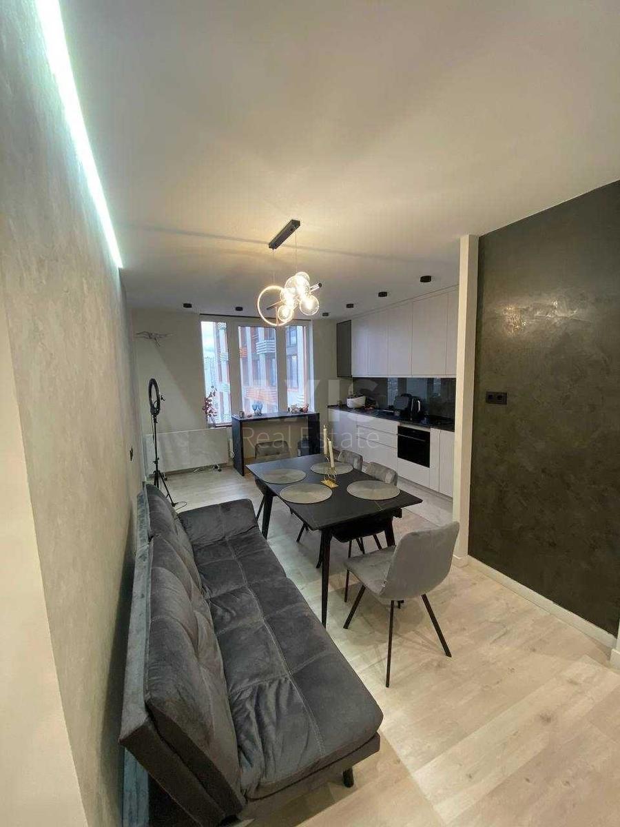 2k apartment nab. Dniprovs'ka 18А9