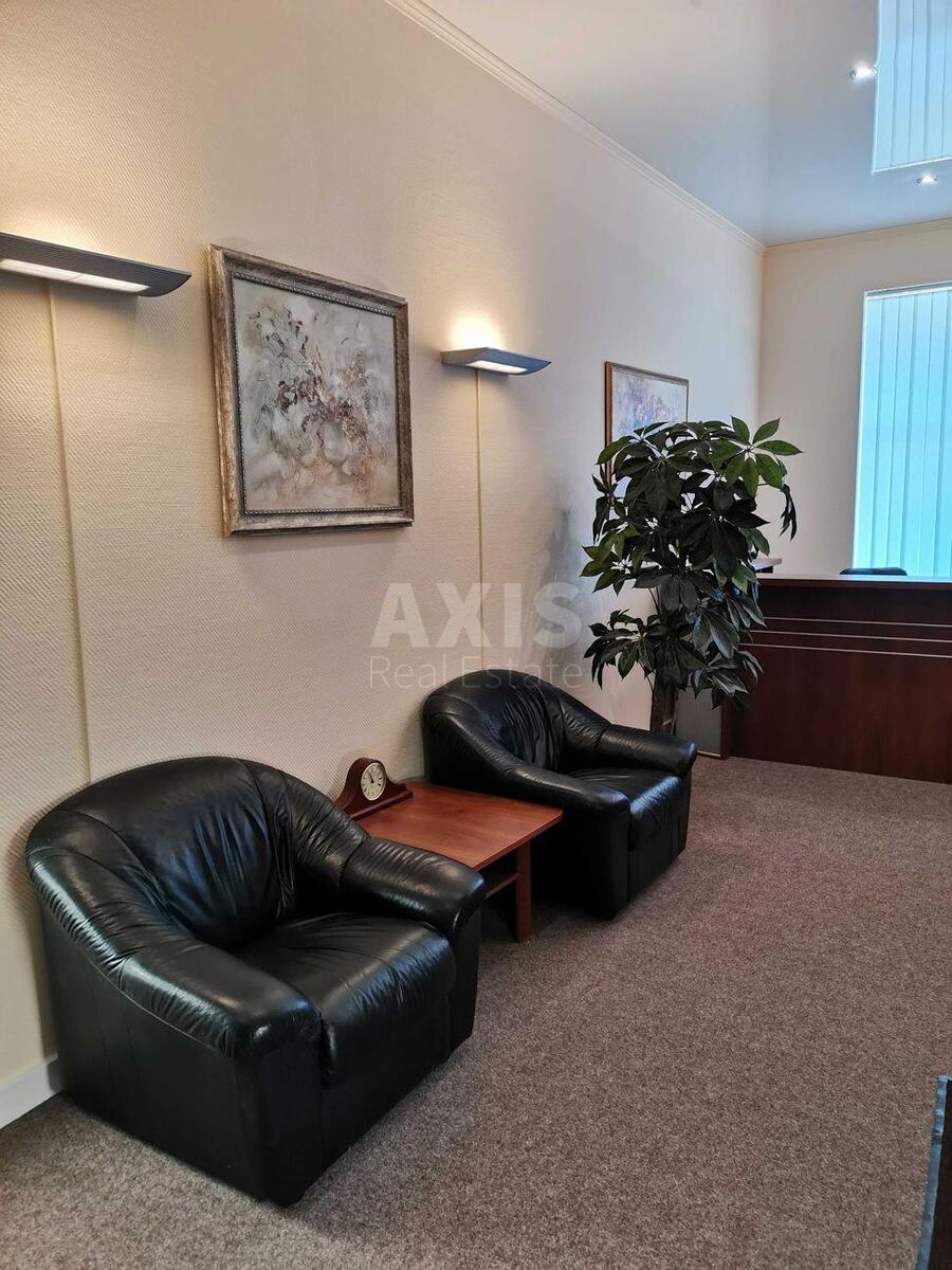 Офис ул. Институтская 18А, 151м2