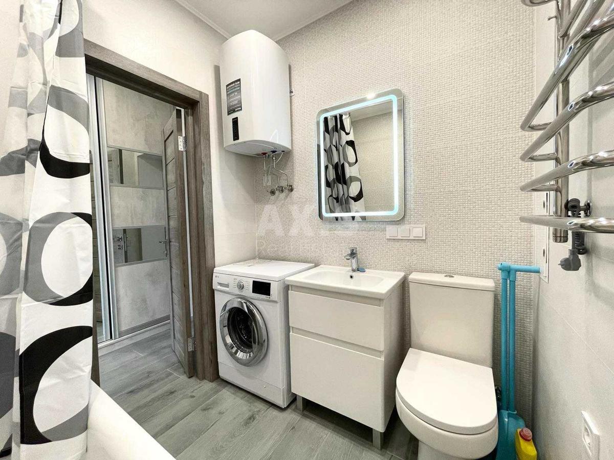 1k apartment prov. Kolomyjs'kyj 63