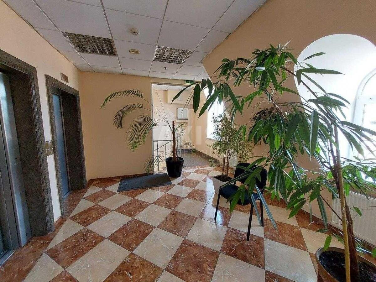 Office vul. Verhnij Val 4, 134m2634426