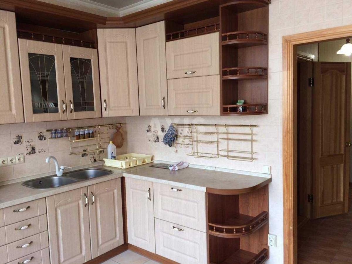 3k apartment vul. Yulia Zdanovska 46/10