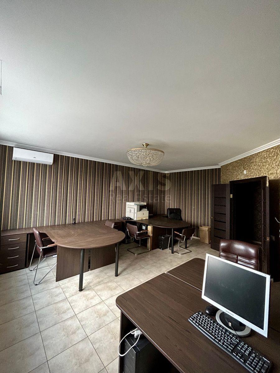 Office vul. Oleny Pchilky 8, 120m2584385
