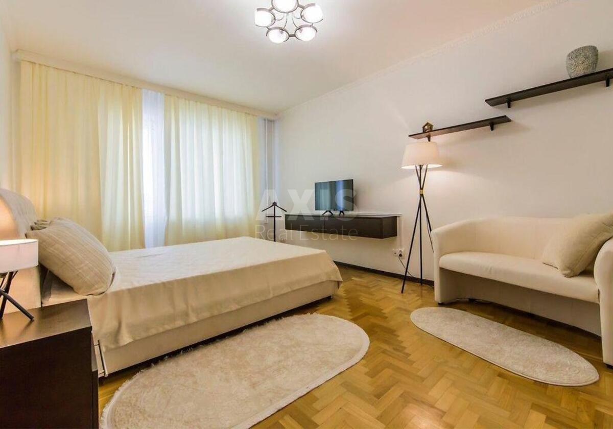 1к квартира ул. Ревуцкого 423