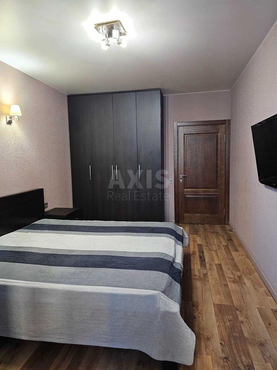 3k apartment vul. Yulia Zdanovska 50/22