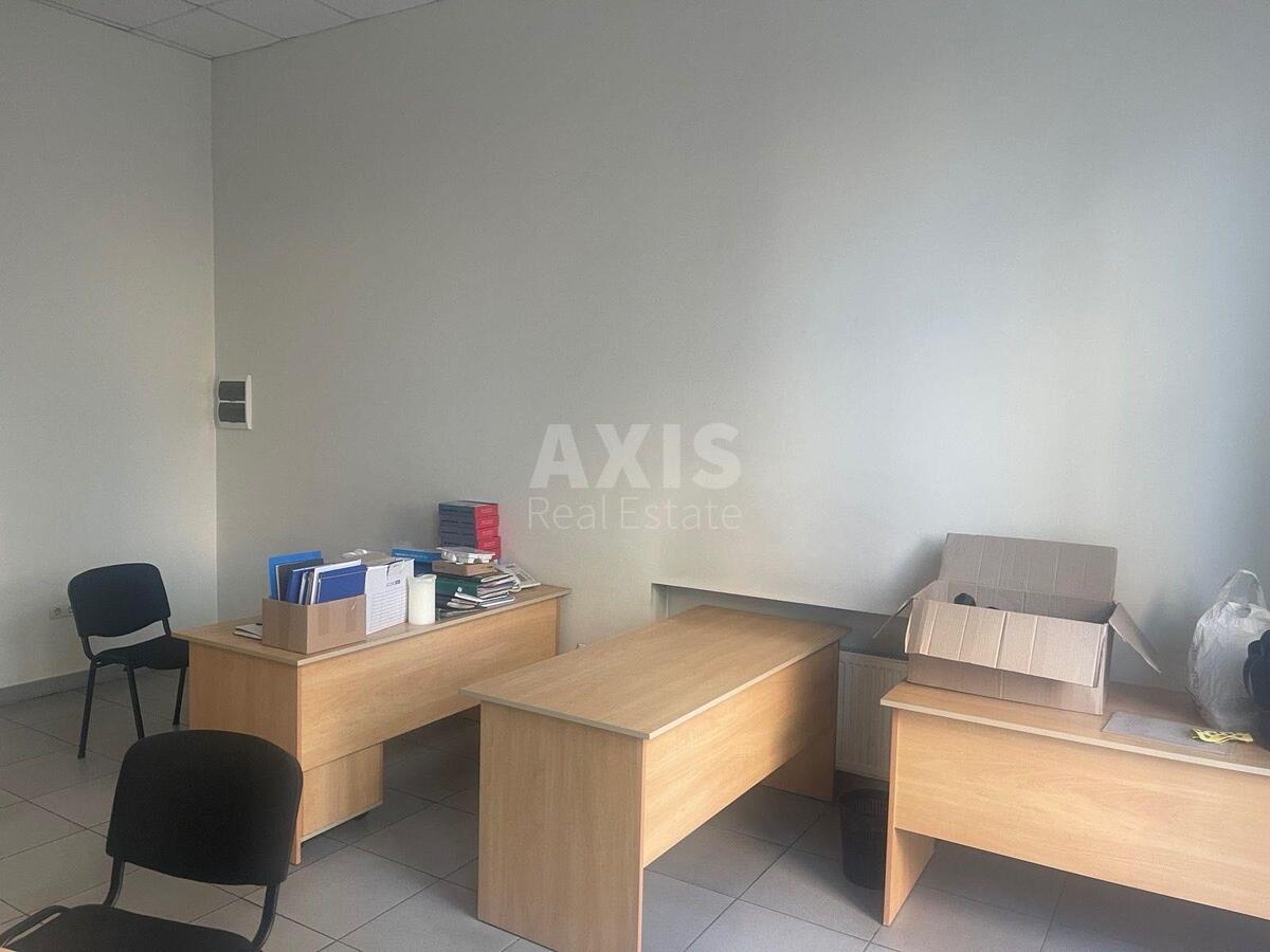 Office vul. Okipnoi' Rai'sy 18, 44m22