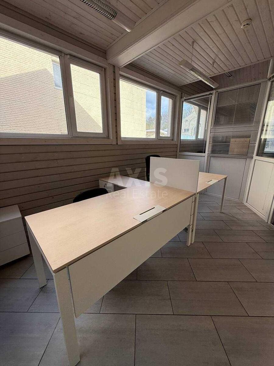 Office vul. Nyzhn'ojurkivs'ka 37, 745m2630522