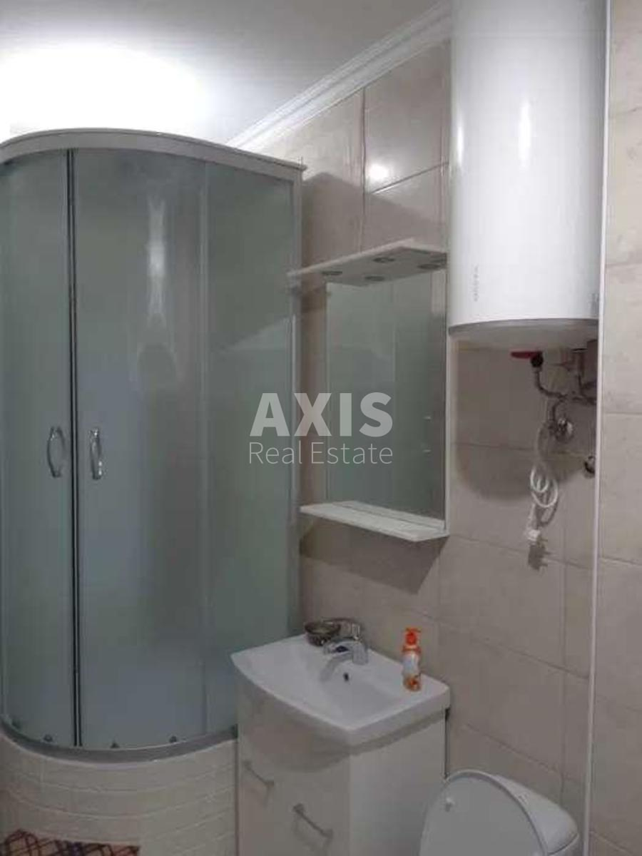 2k apartment vul. Shovkovychna 7А4