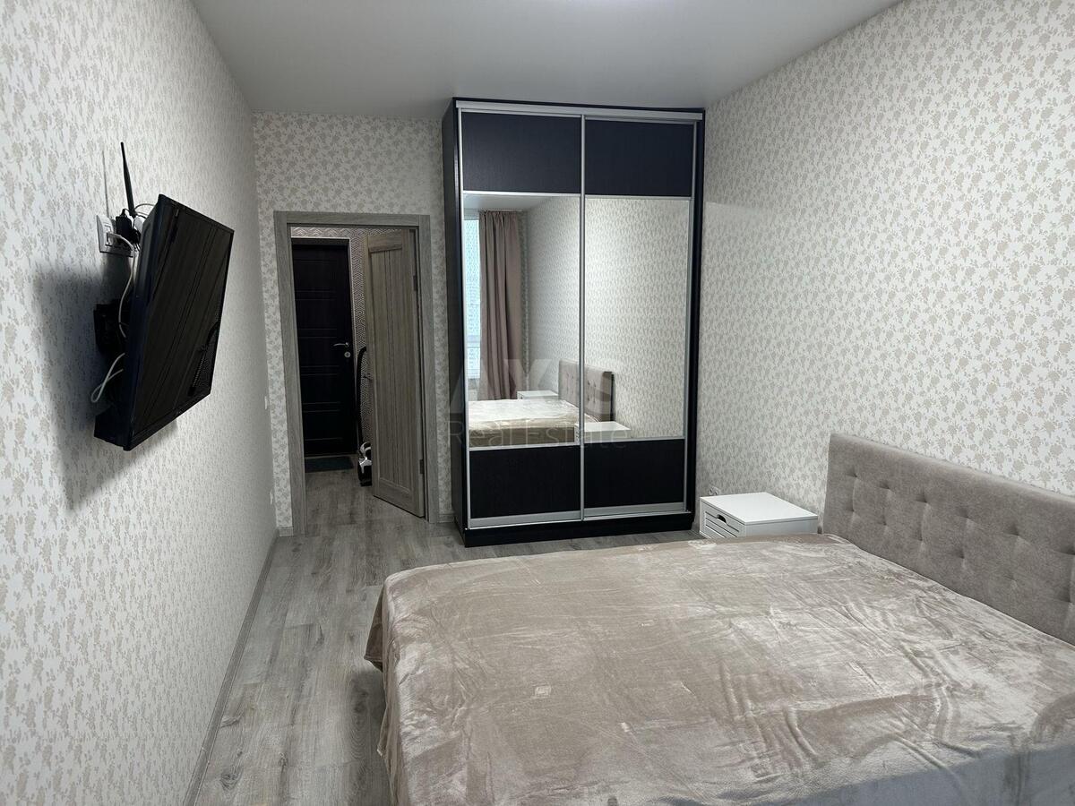 1k apartment vul. Kahovs'ka 603