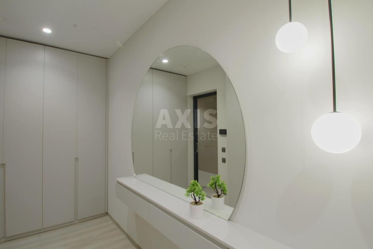 4k apartment vul. Antonovycha 118/196332816